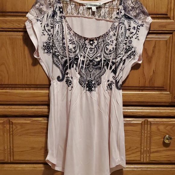 Decree Tunic - Picture 1 of 5